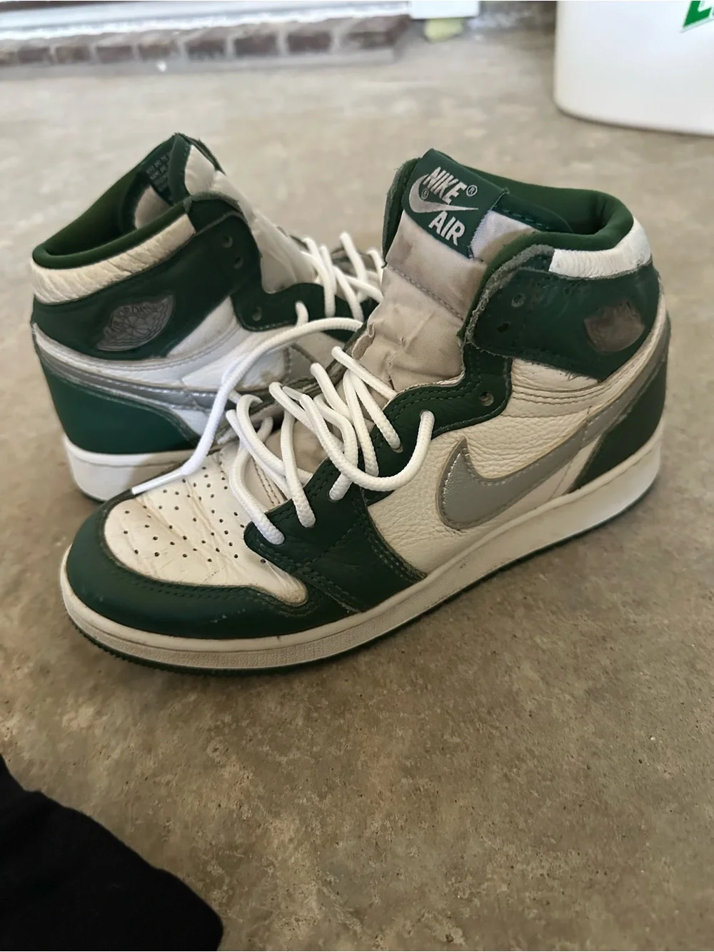 Jordan Kids High-Top Sneakers in Green and White